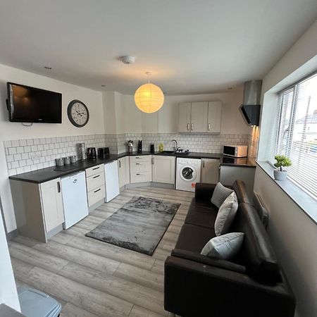 Cosy Modern Apartment Warrington Dış mekan fotoğraf