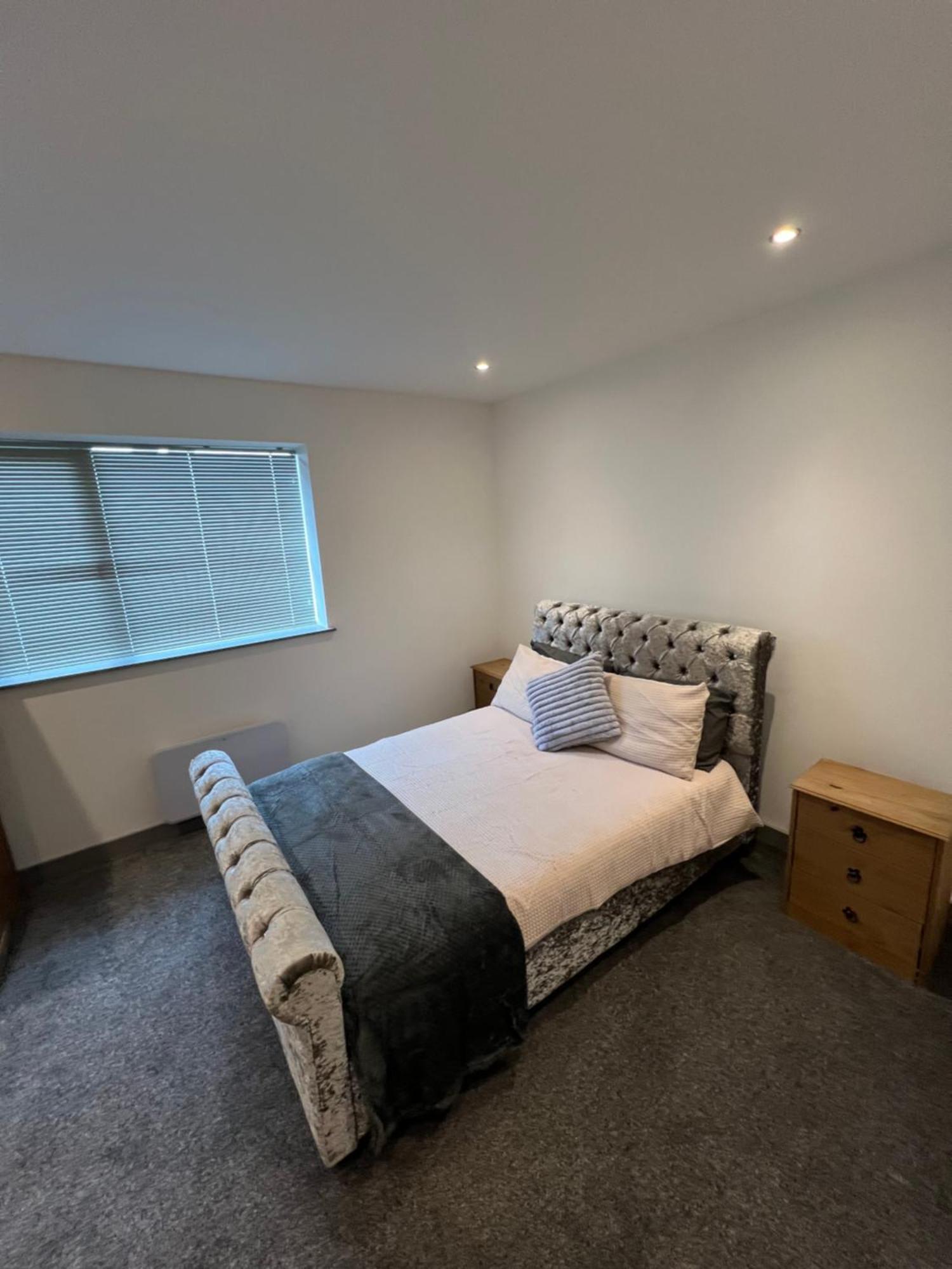 Cosy Modern Apartment Warrington Dış mekan fotoğraf