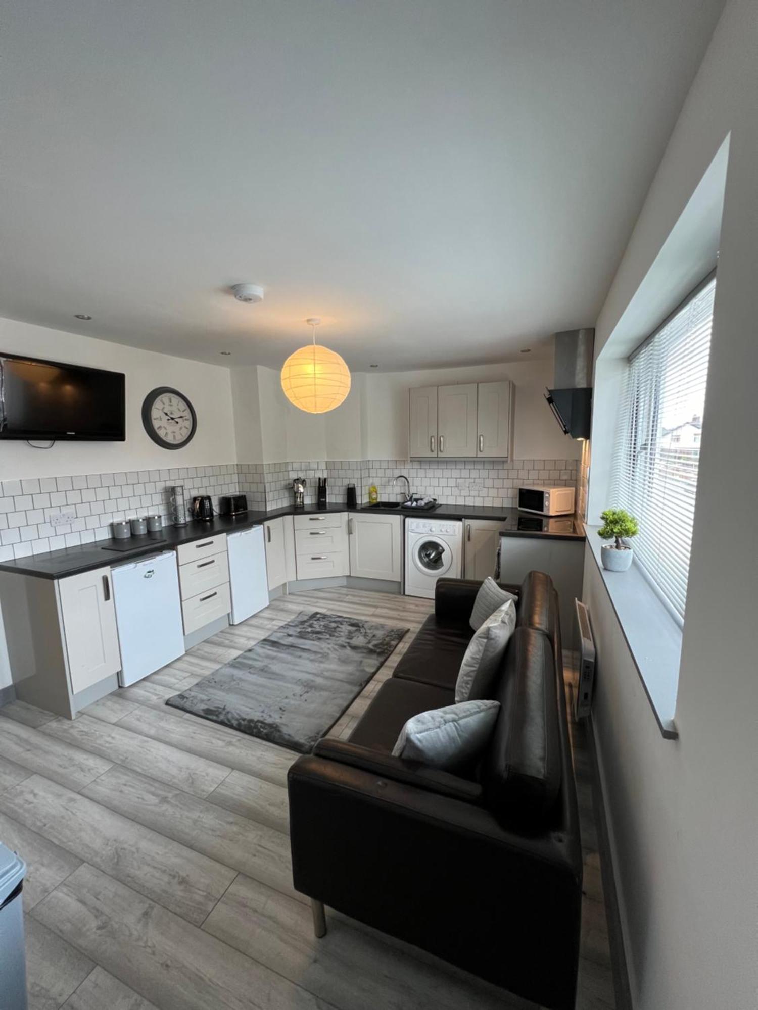 Cosy Modern Apartment Warrington Dış mekan fotoğraf