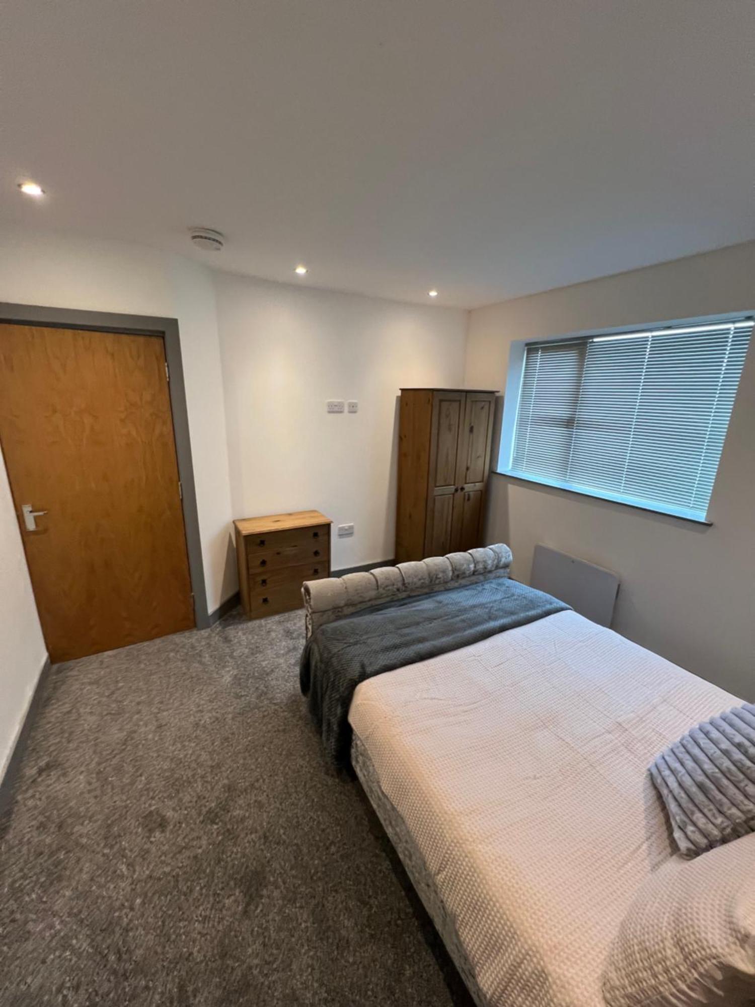Cosy Modern Apartment Warrington Dış mekan fotoğraf